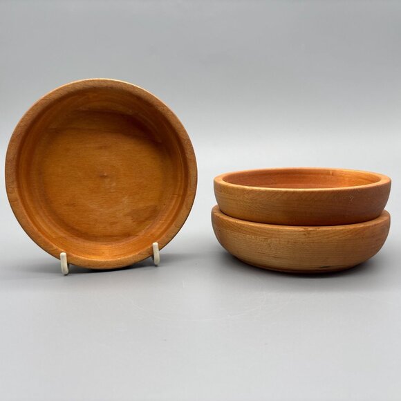 Set of 3 Vintage Maple Wood Bowls – 5 Inch | Mid Century Thin Handcrafted - Picture 2 of 5
